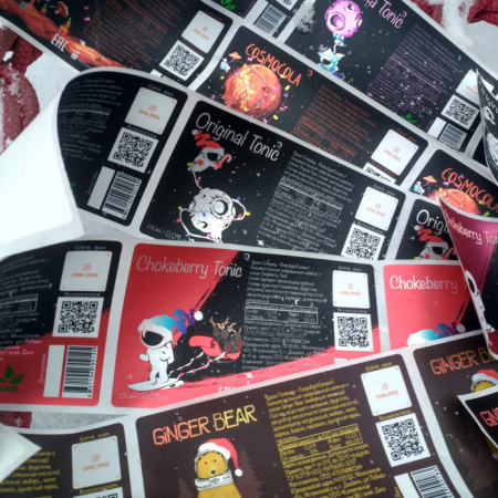 Самоклеящиеся этикетки на заказ